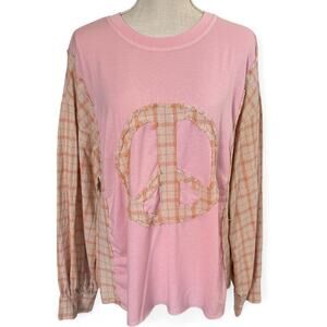 Women's Large Peace Sign Trendy Ragged Edge Pink/Plaid Long Sleeve Top